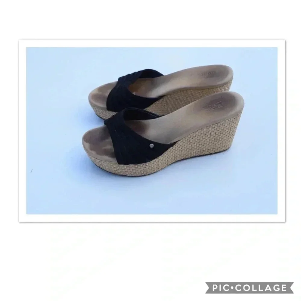UGG wedges